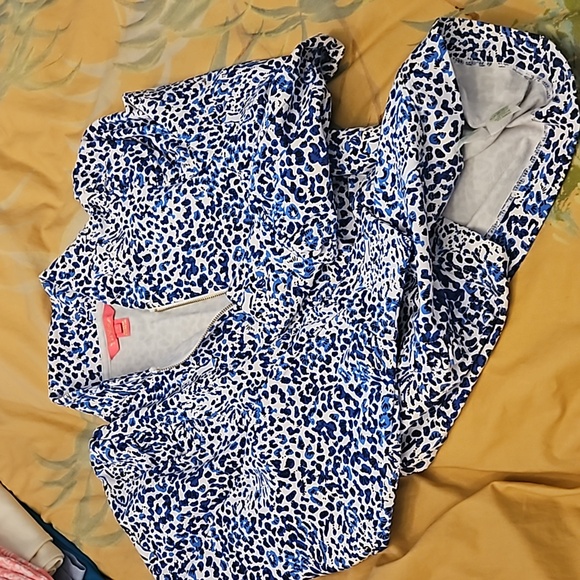 Lilly pulitzer cabella popover in resort white twisted up. Size xs - Picture 2 of 3